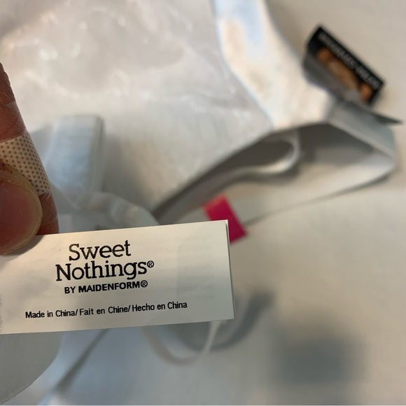 Maidenform White Lace Extra Coverage Sweet Nothings Bra - 40D - Picture 7 of 10